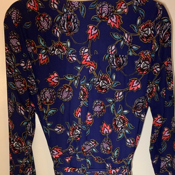 Express Blue Floral Long Sleeve Dress Size Medium - Picture 3 of 3